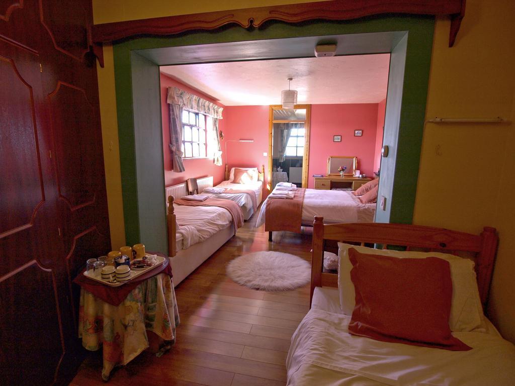 Barkers Accommodation Spanish Point Ngoại thất bức ảnh
